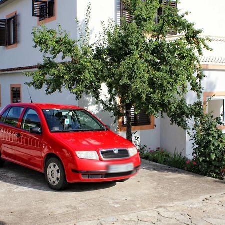 Apartments Slavica - Free Parking Jezera Εξωτερικό φωτογραφία