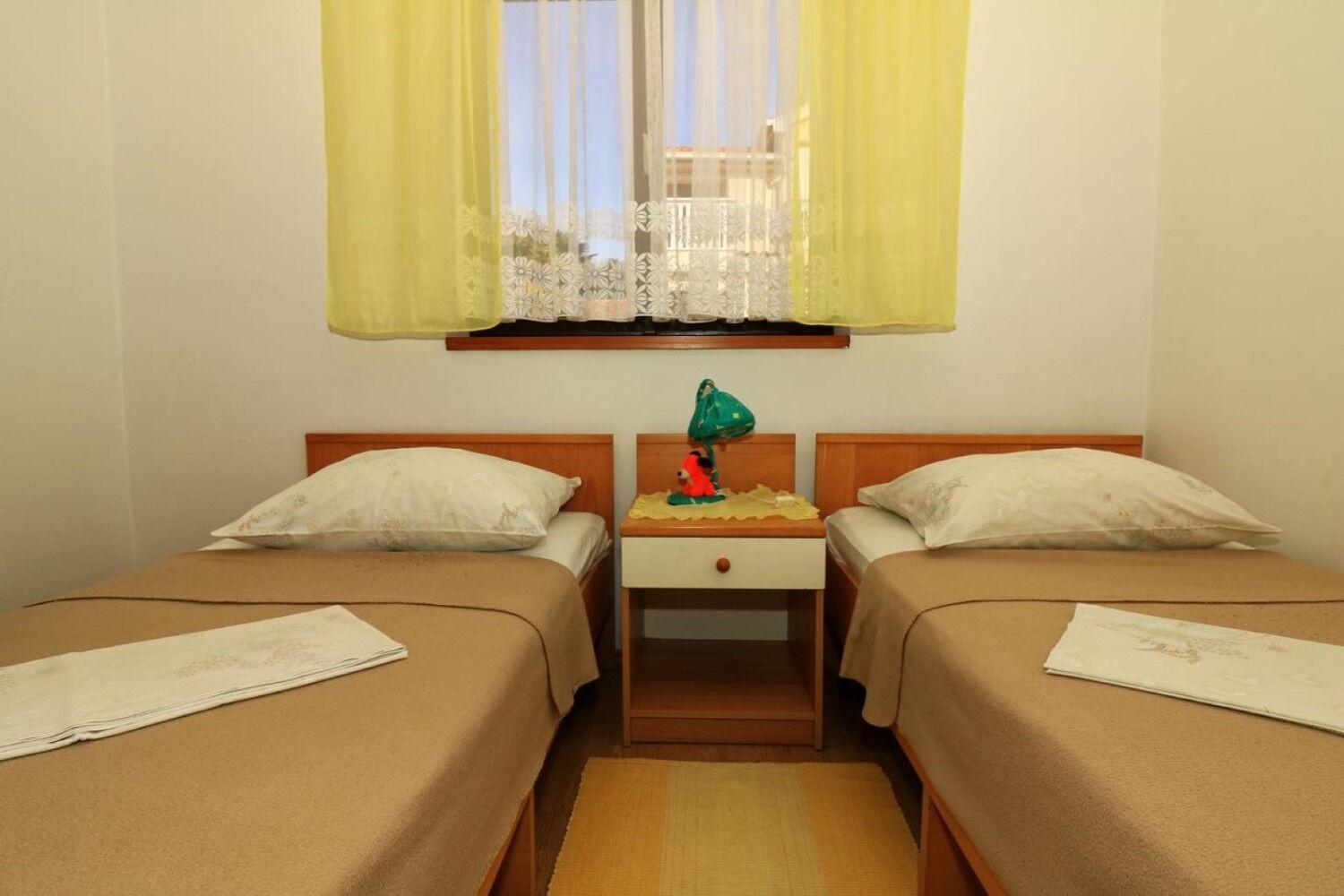 Apartments Slavica - Free Parking Jezera Εξωτερικό φωτογραφία