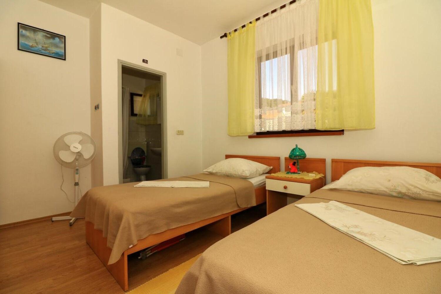 Apartments Slavica - Free Parking Jezera Εξωτερικό φωτογραφία